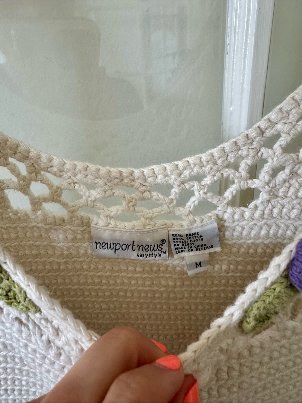 Newport News Vintage Cream Crochet Tank Top with Purple Flowers Summer Cottage - Picture 4 of 8